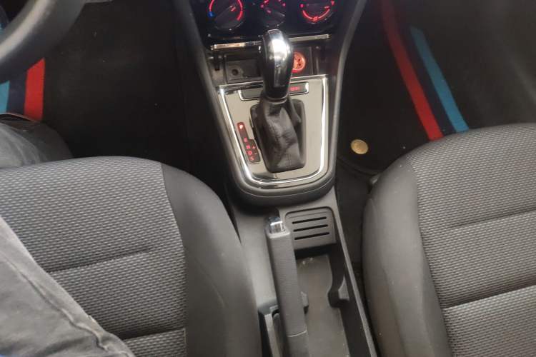 Used Volkswagen Bora 2019 Facelift Bora·Legend 1.5L Automatic Fashion Edition China VI Standard Gear Lever