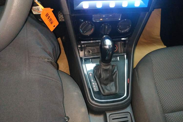 Used Volkswagen Bora 2019 Facelift Bora·Legend 1.5L Automatic Fashion Edition China VI Standard Gear Lever