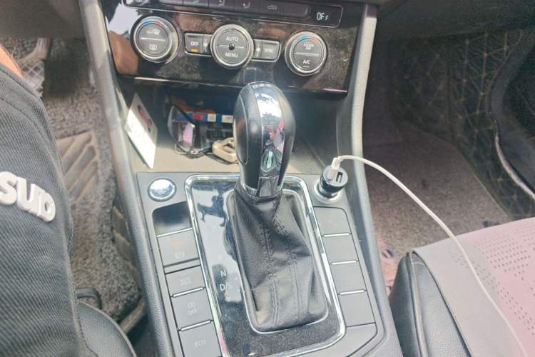 Used Volkswagen Bora 2019 Revised Version 280TSI DSG Elite Edition China VI Standard Gear Lever