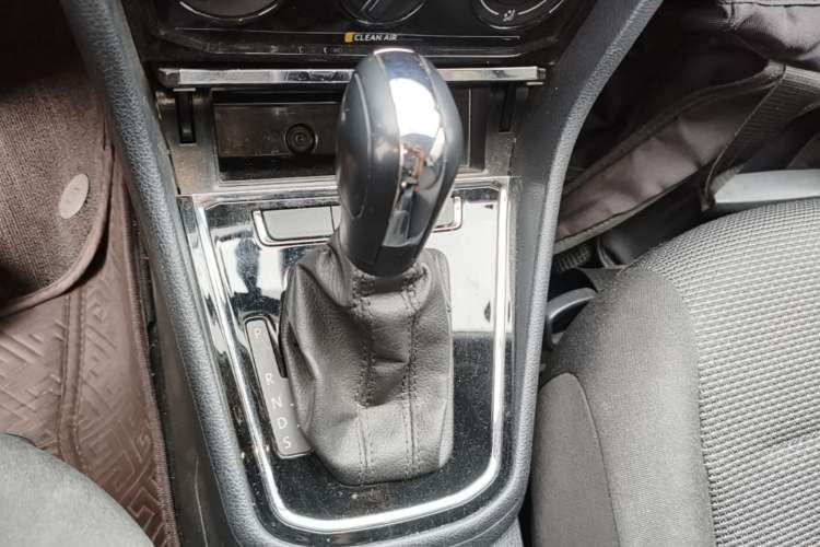 Used Volkswagen Bora 2019 Facelift Bora·Legend 1.5L Automatic Fashion Edition China VI Standard Gear Lever