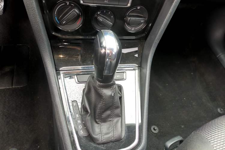 Used Volkswagen Bora 2019 Facelift Bora·Legend 1.5L Automatic Fashion Edition China VI Standard Gear Lever