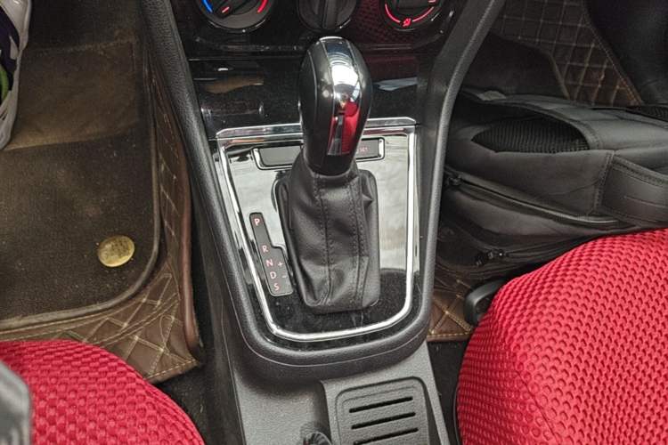 Used Volkswagen Bora 2019 Facelift Bora·Legend 1.5L Automatic Fashion Edition China VI Standard Gear Lever