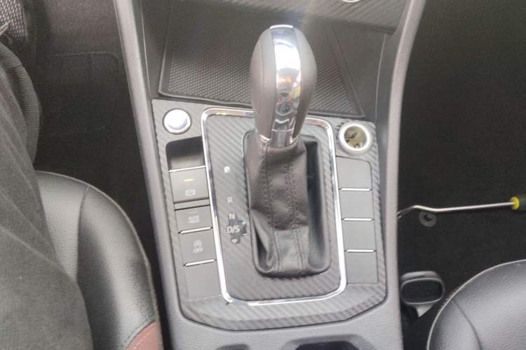 Used Volkswagen Bora 2019 Revised Version 1.5L Automatic Elite Edition China V Standard Gear Lever