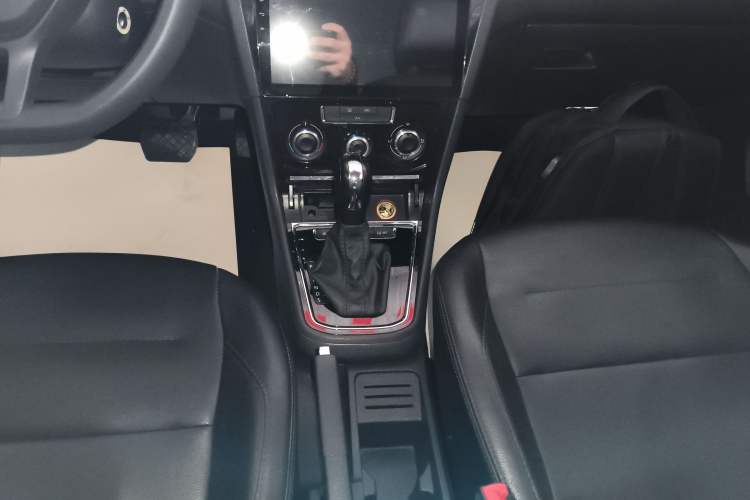 Used Volkswagen Bora 2019 Facelift Bora·Legend 1.5L Automatic Fashion Edition China VI Standard Gear Lever