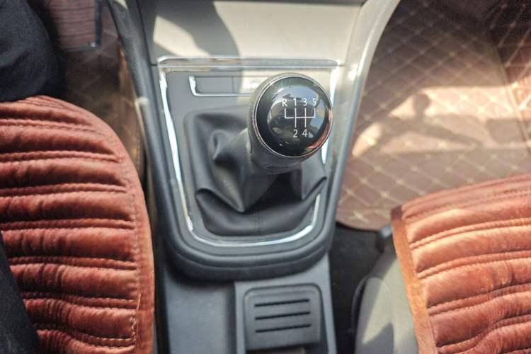 Used Volkswagen Bora 2019 Bora Legend 1.5L Manual Fashion Edition China VI Standard Gear Lever