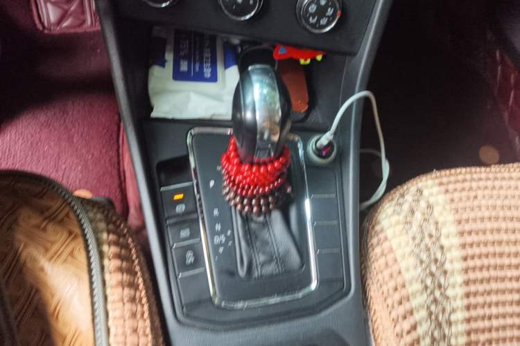 Used Volkswagen Bora 2019 Revised Version 1.5L Automatic Fashionable Style China VI Gear Lever