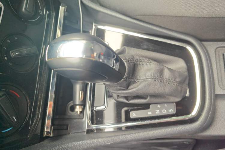 Used Volkswagen Bora 2019 Facelift Bora·Legend 1.5L Automatic Fashion Edition China VI Standard Gear Lever