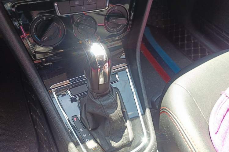 Used Volkswagen Bora 2019 Facelift Bora·Legend 1.5L Automatic Fashion Edition China VI Standard Gear Lever