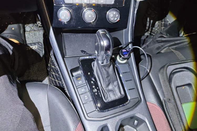 Used Volkswagen Bora 2019 Revised Version 1.5L Automatic Comfort Edition China VI Standard Gear Lever