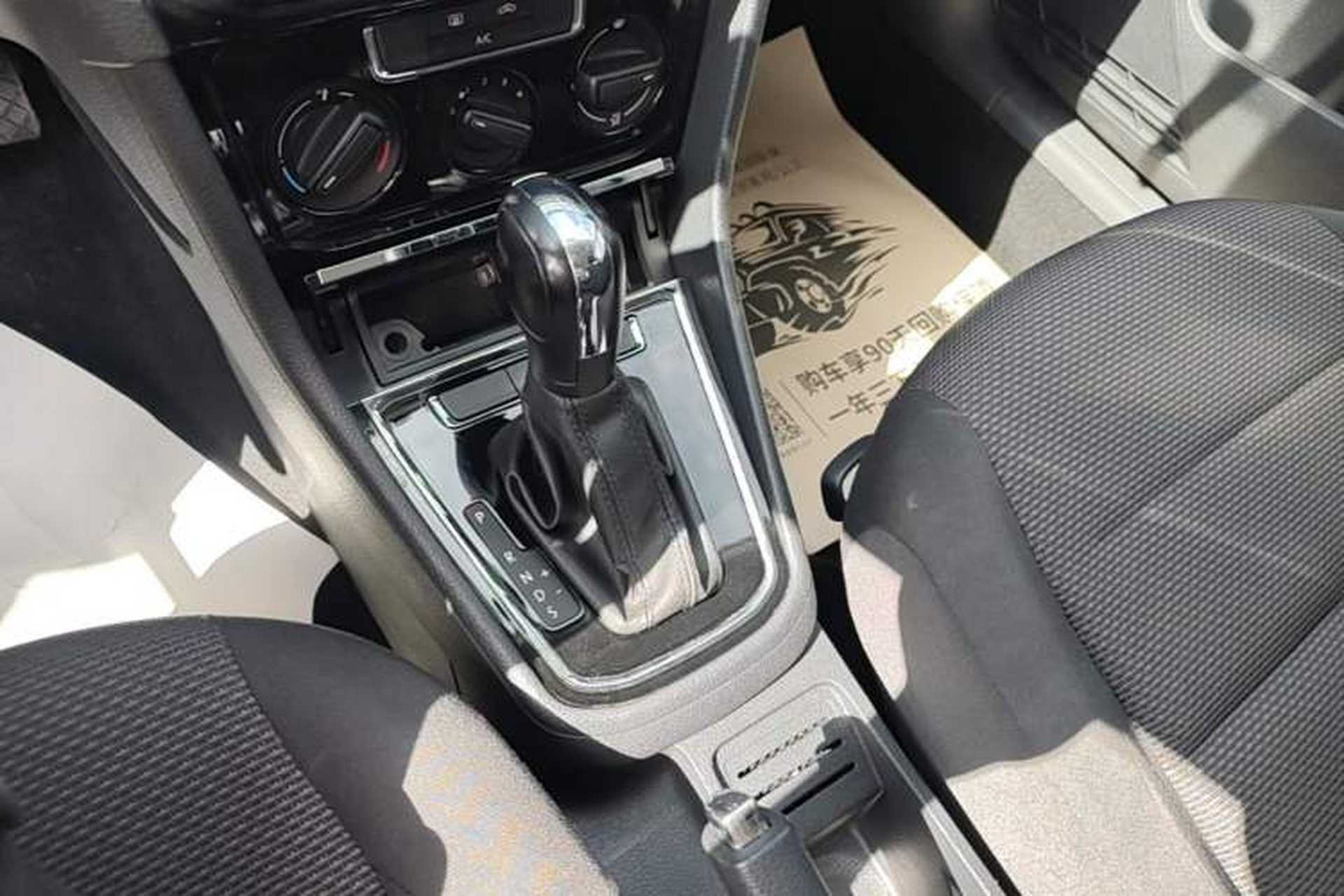 Used Volkswagen Bora 2019 Bora Legend 1.5L Automatic Leading Model China VI Standard Gear Lever