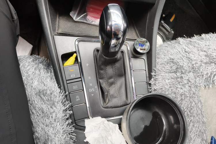 Used Volkswagen Bora 2019 1.5L Automatic Fashion Model Gear Lever