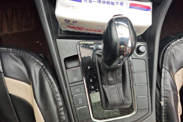 Used Volkswagen Bora 2019 Revised Version 1.5L Automatic Comfort Edition China V Standard Gear Lever