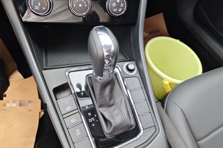 Used Volkswagen Bora 2019 Revised Version 1.5L Automatic Comfort Edition China VI Standard Gear Lever