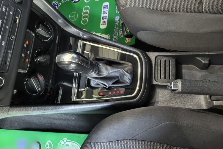 Used Volkswagen Bora 2019 Facelift Bora·Legend 1.5L Automatic Fashion Edition China VI Standard Gear Lever