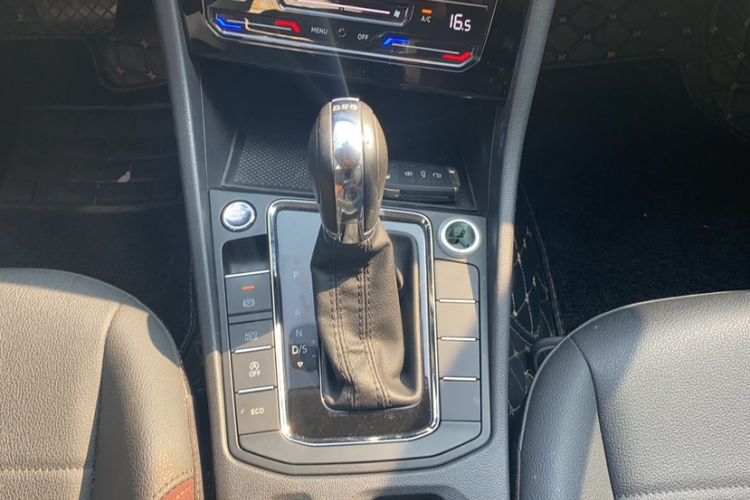 Used Volkswagen Bora 2019 Revised Version 280TSI DSG Elite Edition China VI Standard Gear Lever