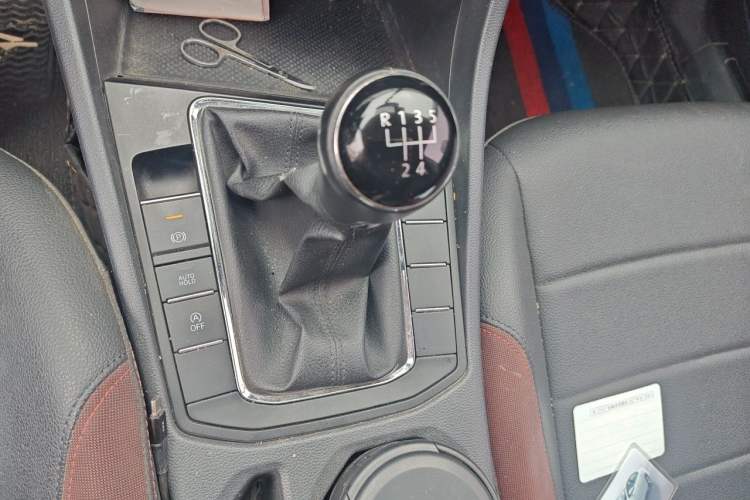 Used Volkswagen Bora 2019 Revised Version 1.5L Manual Comfort Type China V Standard Gear Lever