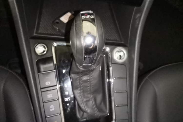 Used Volkswagen Bora 2019 Revised Version 280TSI DSG Elite Edition China VI Standard Gear Lever