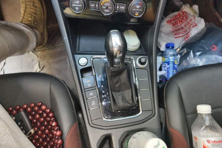 Used Volkswagen Bora 2019 1.5L Automatic Elite Version Gear Lever