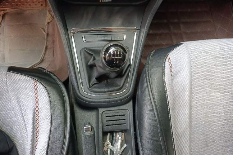 Used Volkswagen Bora 2019 Bora Legend 1.5L Manual Fashion Edition China VI Standard Gear Lever