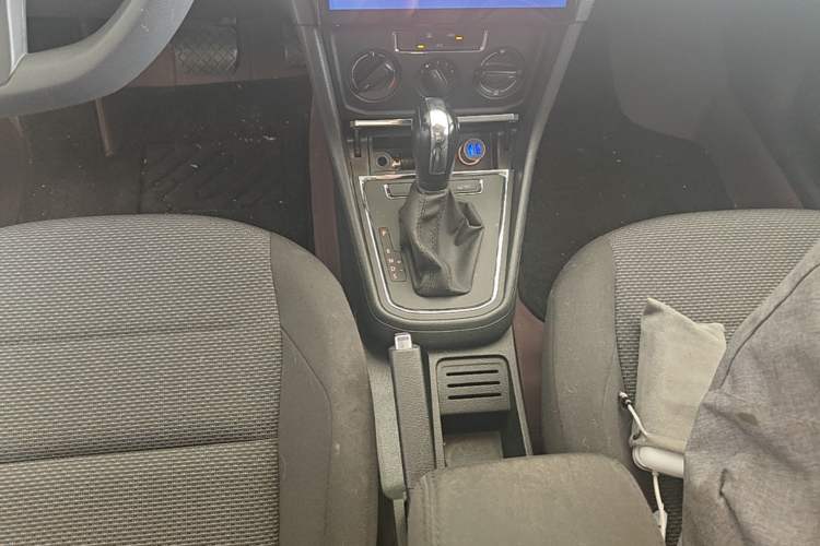 Used Volkswagen Bora 2019 Facelift Bora·Legend 1.5L Automatic Fashion Edition China VI Standard Gear Lever