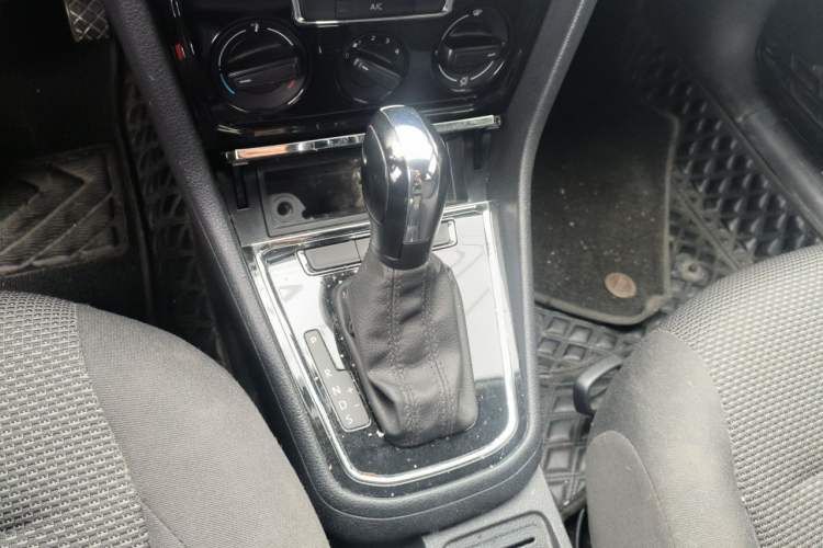 Used Volkswagen Bora 2019 Bora·Legend 1.5L Automatic Fashion Edition China VI Standard Gear Lever