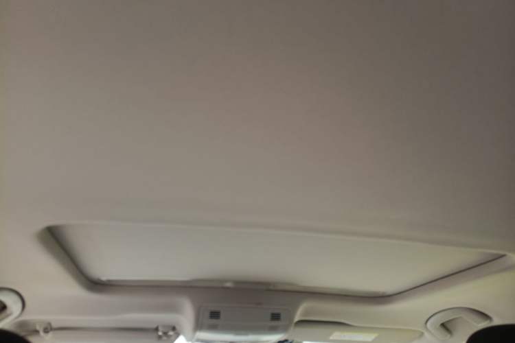Used Volkswagen Bora 2019 1.5L Automatic Comfort Model Headliner