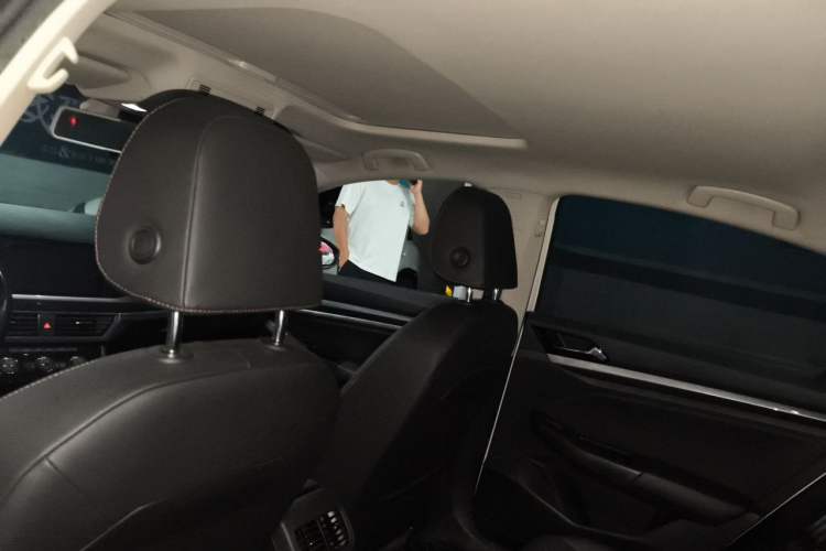 Used Volkswagen Bora 2019 Revised Version 1.5L Automatic Elite Edition China VI Standard Headliner