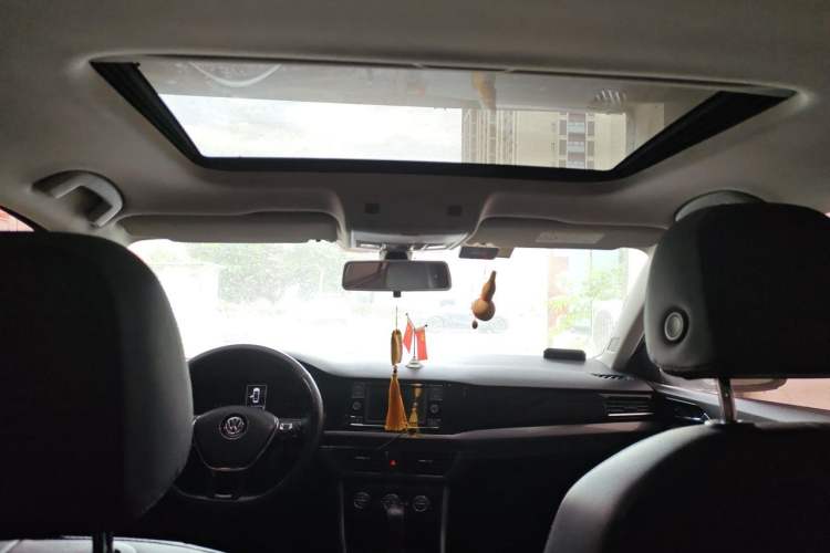 Used Volkswagen Bora 2019 Revised Version 1.5L Automatic Elite Edition China VI Standard Headliner