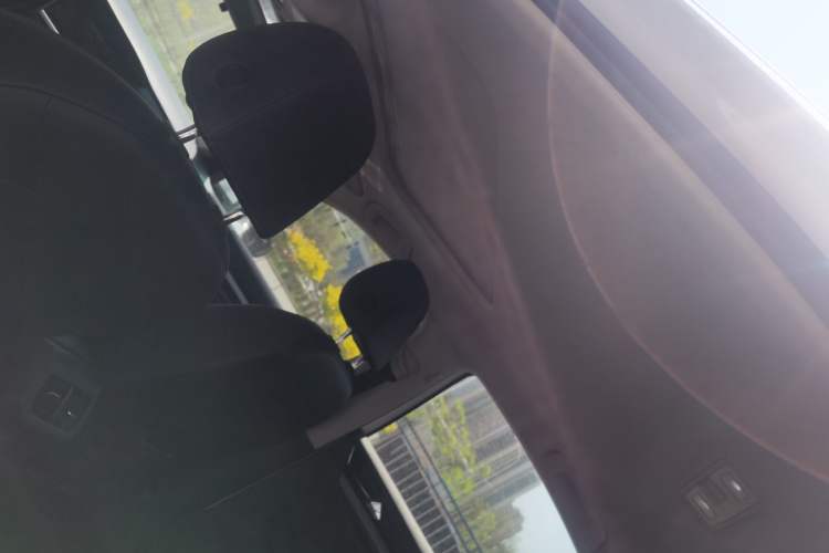 Used Volkswagen Bora 2019 1.5L Automatic Elite Version Headliner