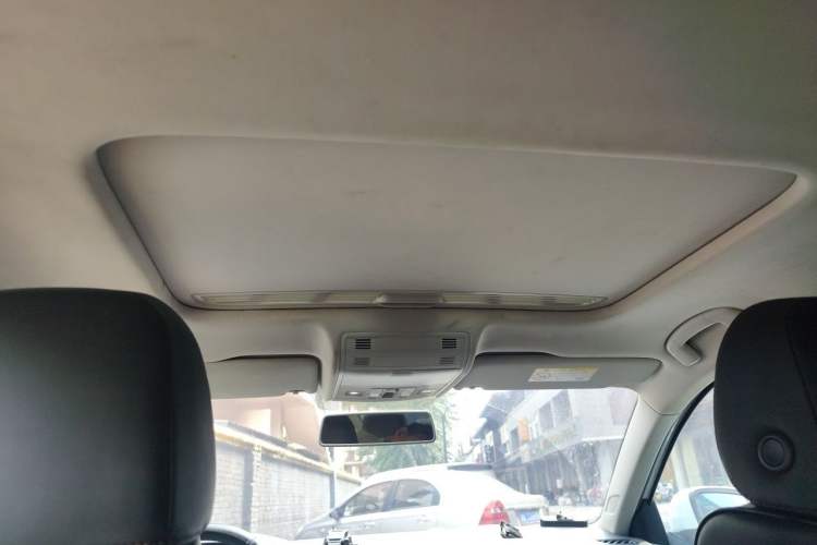Used Volkswagen Bora 2019 1.5L Manual Comfort Version Headliner