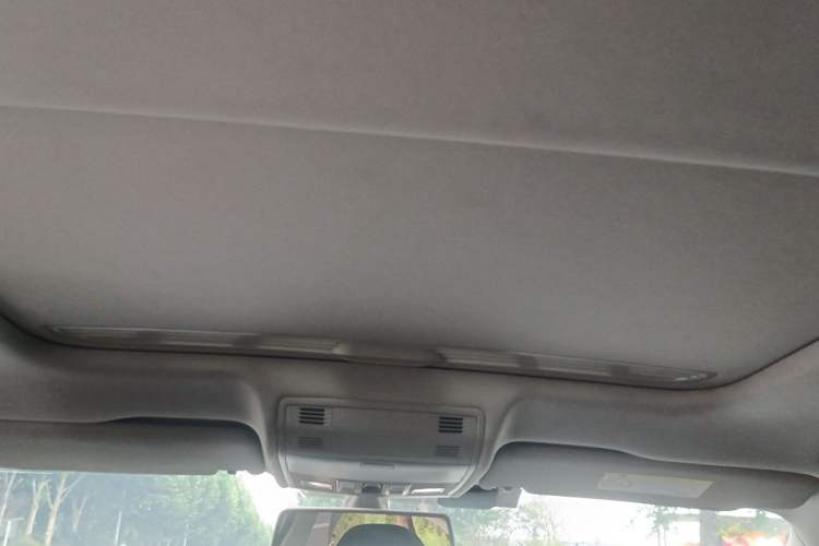 Used Volkswagen Bora 2019 1.5L Automatic Elite Version Headliner