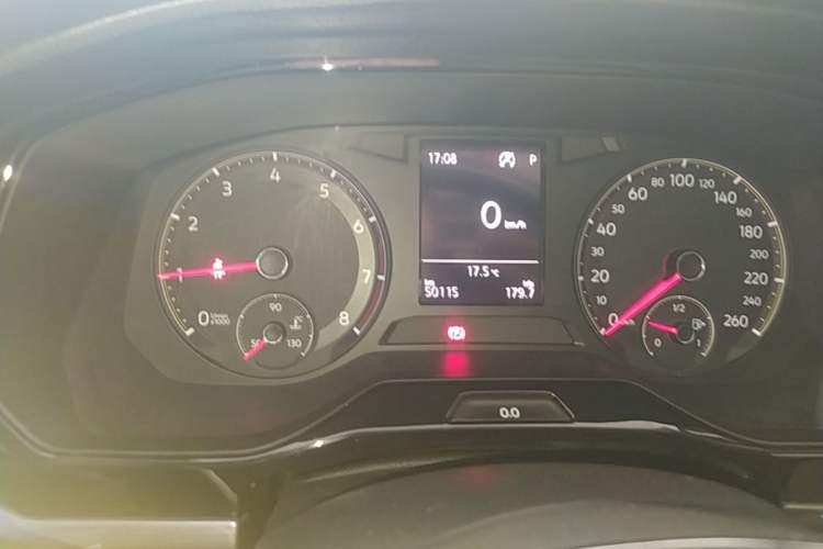 Used Volkswagen Bora 2019 1.5L Automatic Comfort Model Instrument Cluster