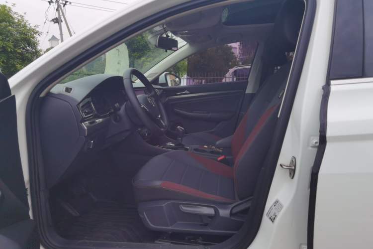 Used Volkswagen Bora 2019 1.5L Automatic Elite Version Interior 1