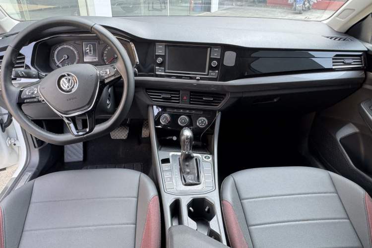 Used Volkswagen Bora 2019 Revised Version 1.5L Automatic Comfort Edition China V Standard Interior 1