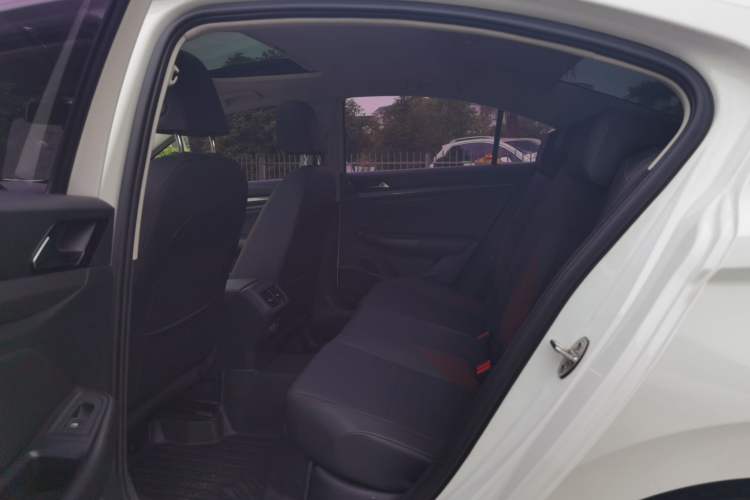 Used Volkswagen Bora 2019 1.5L Automatic Elite Version Interior 2