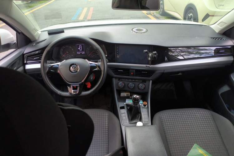 Used Volkswagen Bora 2019 1.5L Manual Fashion Edition Interior 2