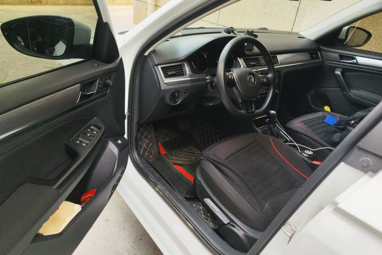 Used Volkswagen Bora 2019 Bora Legend 1.5L Automatic Leading Model China VI Standard Interior 3