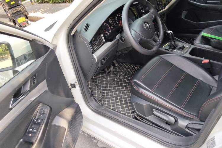 Used Volkswagen Bora 2019 Revised Version 1.5L Automatic Fashionable Style China VI Interior 3