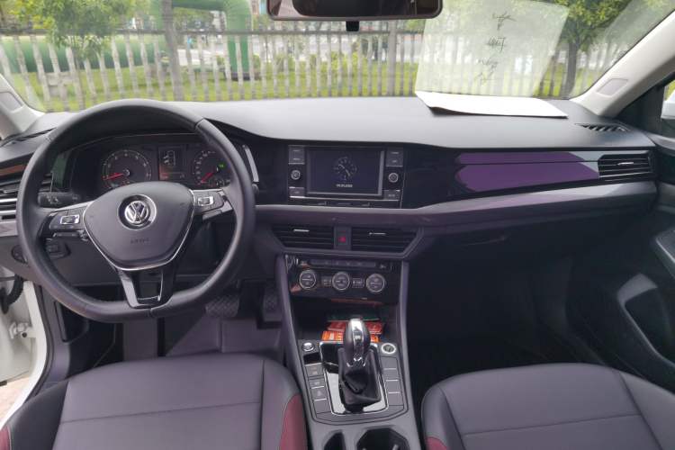 Used Volkswagen Bora 2019 1.5L Automatic Elite Version Interior 3