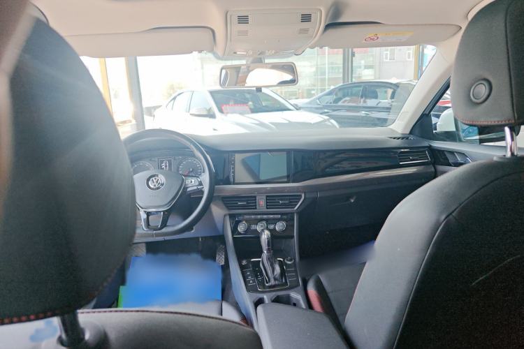 Used Volkswagen Bora 2019 1.5L Automatic Elite Version Interior 7