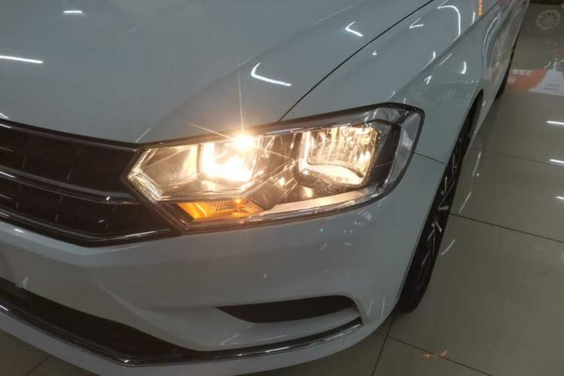 Used Volkswagen Bora 2019 Bora Legend 1.5L Automatic Leading Model China VI Standard Left Front Headlight