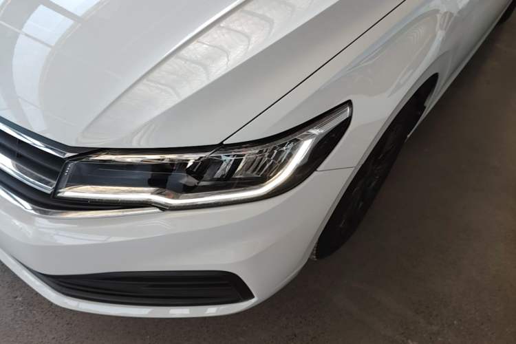 Used Volkswagen Bora 2019 Revised Version 1.5L Automatic Fashionable Style China VI Left Front Headlight