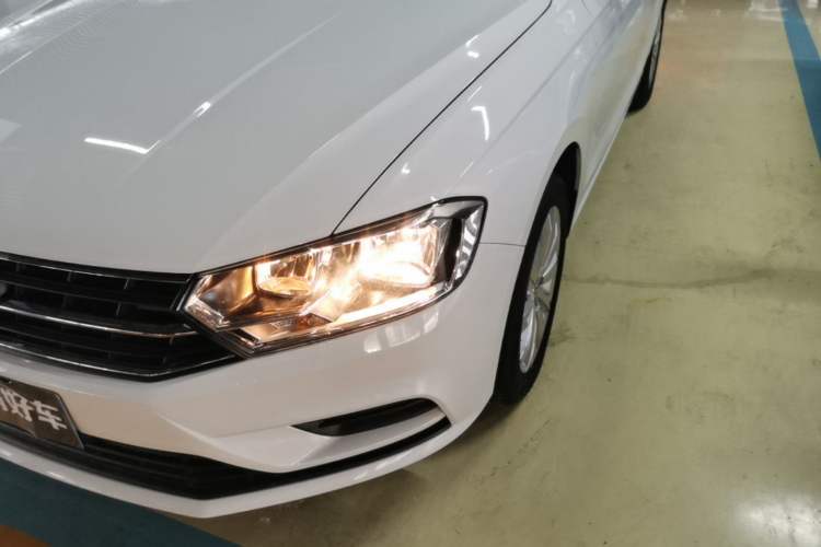 Used Volkswagen Bora 2019 Facelift Bora·Legend 1.5L Automatic Fashion Edition China VI Standard Left Front Headlight