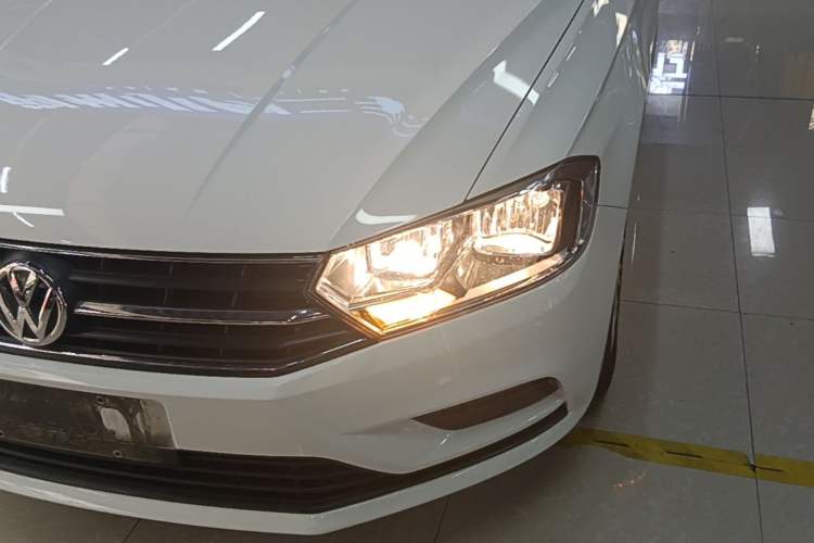 Used Volkswagen Bora 2019 Facelift Bora·Legend 1.5L Automatic Fashion Edition China VI Standard Left Front Headlight