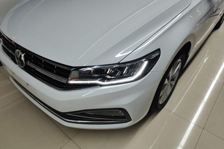 Used Volkswagen Bora 2019 Revised Version 1.5L Automatic Elite Edition China VI Standard Left Front Headlight