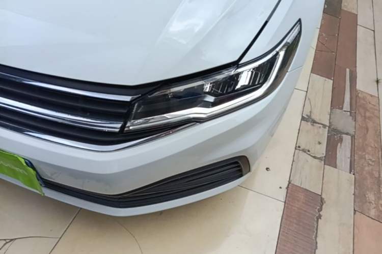 Used Volkswagen Bora 2019 1.5L Automatic Fashion Model Left Front Headlight