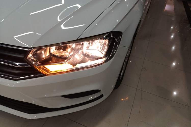 Used Volkswagen Bora 2019 Facelift Bora·Legend 1.5L Automatic Fashion Edition China VI Standard Left Front Headlight