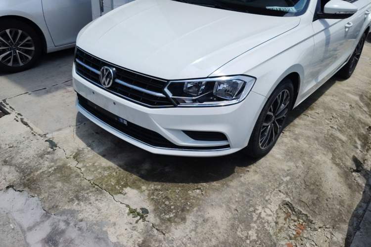Used Volkswagen Bora 2019 Bora Legend 1.5L Automatic Leading Model China VI Standard Left Front Headlight