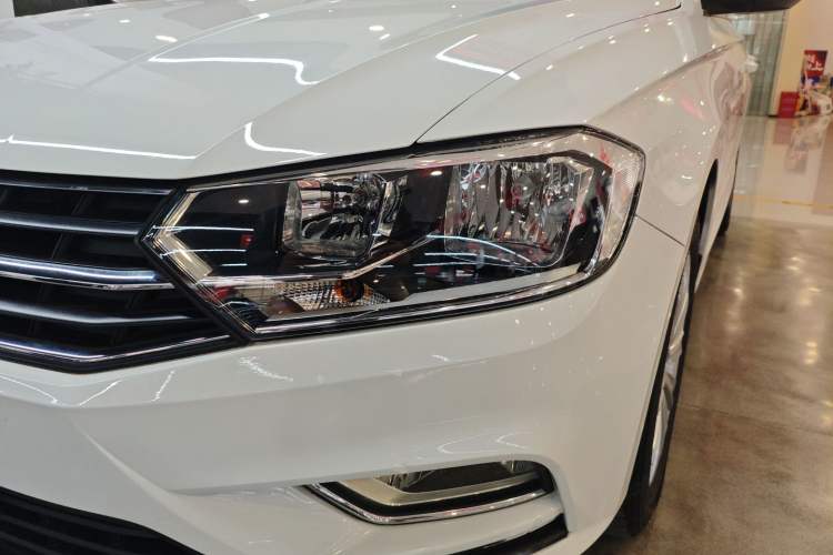 Used Volkswagen Bora 2019 Facelift Bora·Legend 1.5L Automatic Fashion Edition China VI Standard Left Front Headlight