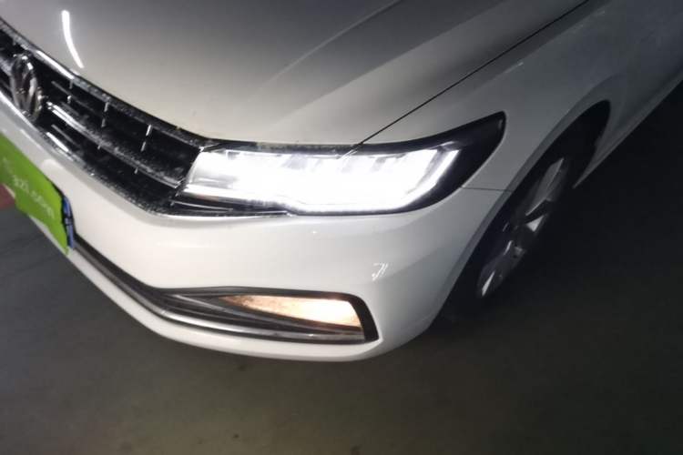 Used Volkswagen Bora 2019 Revised Version 1.5L Automatic Elite Edition China V Standard Left Front Headlight